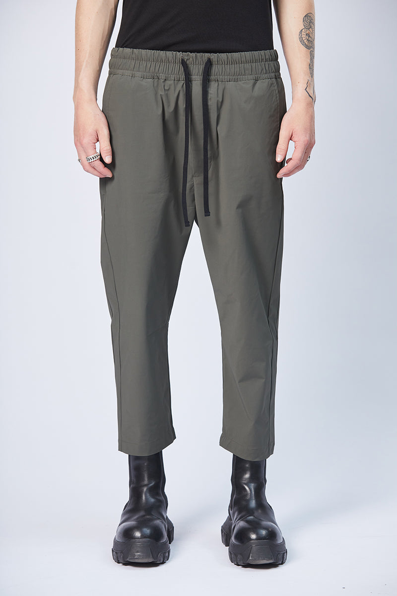 GREEN CROPPED DRAWSTRING TROUSERS