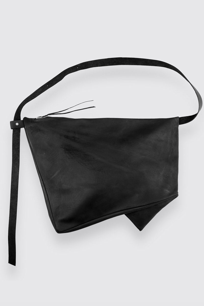 Silky Leather Shoulder Pack || 4N