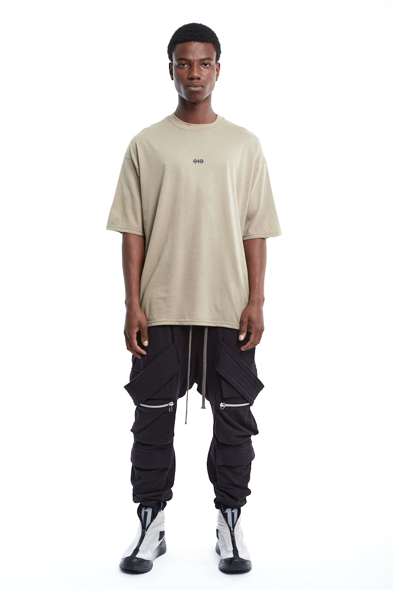 BEIGE OVERSIZED PRINT TEE