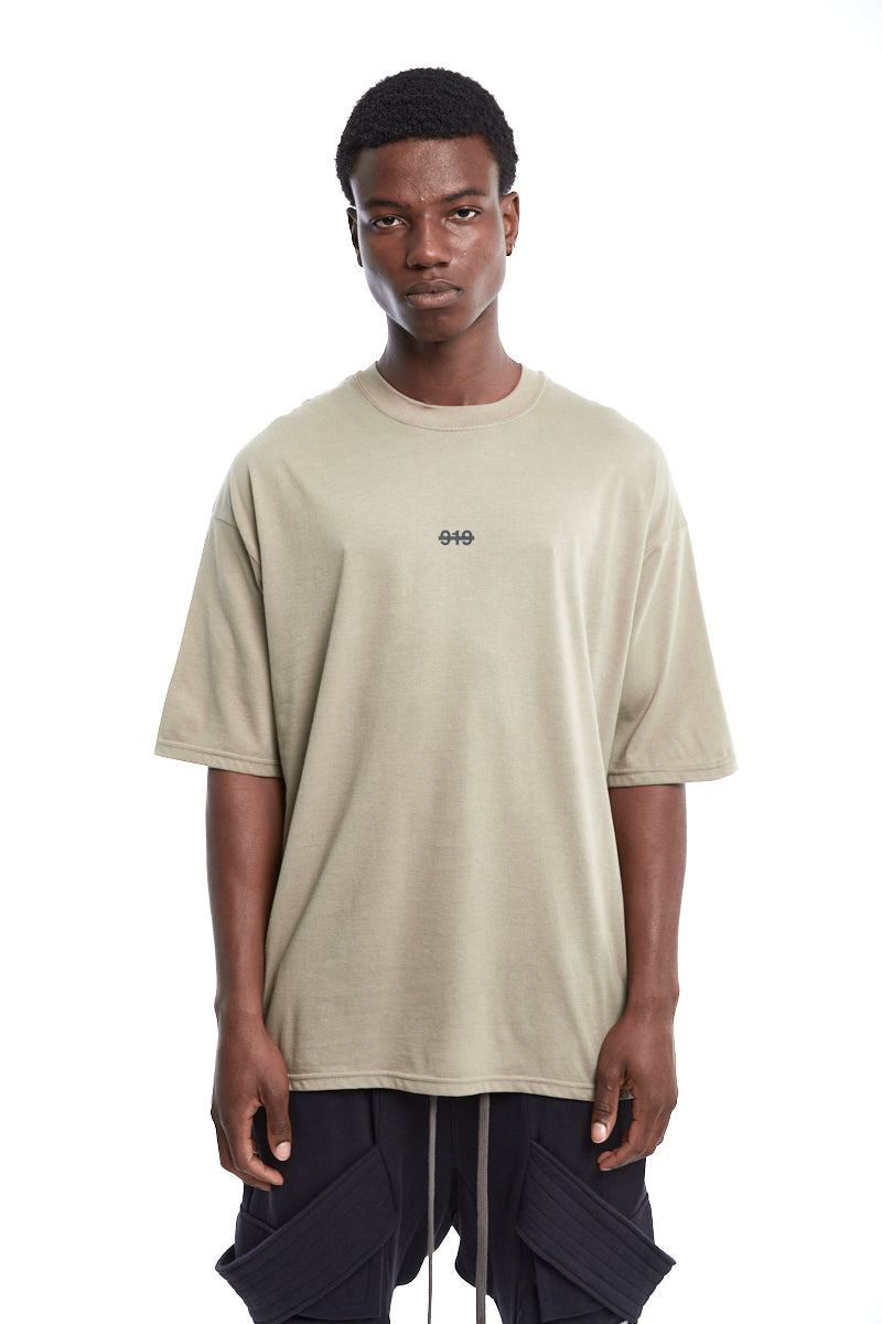 BEIGE OVERSIZED PRINT TEE