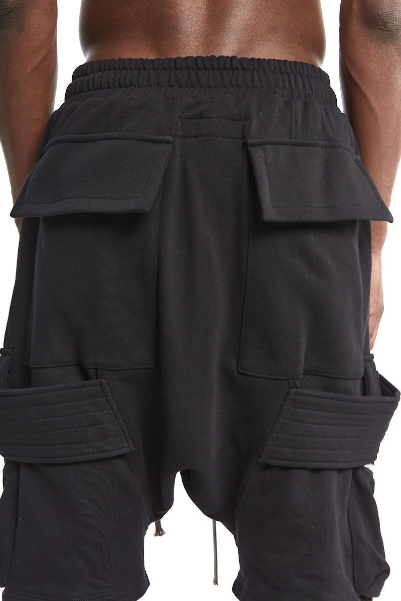 BLACK BELT CARGO SWEAT SAROUEL SHORTS
