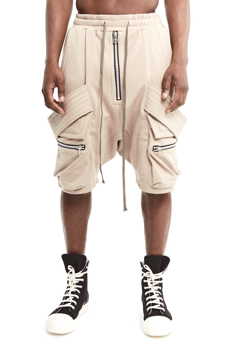 BEIGE BELT CARGO SWEAT SAROUEL SHORTS