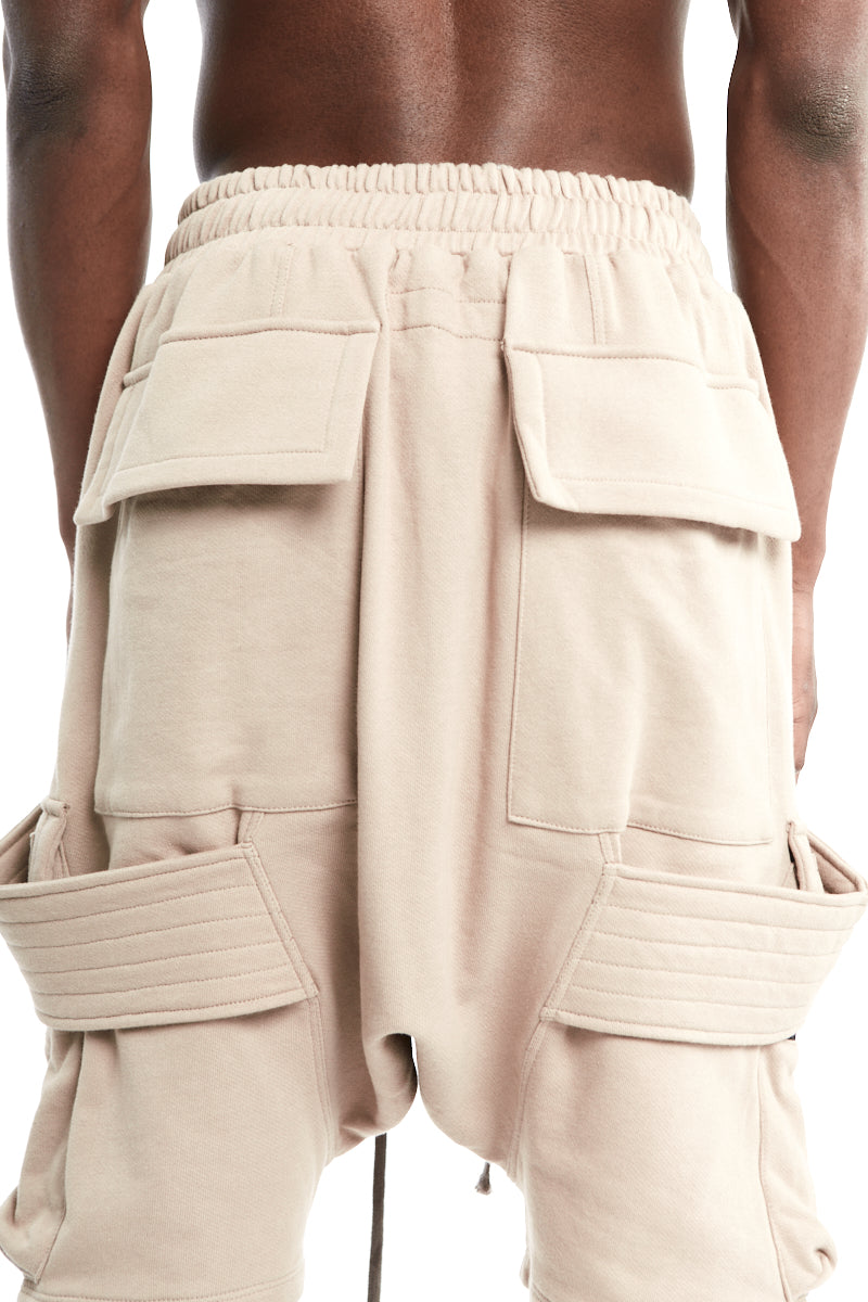 BEIGE BELT CARGO SWEAT SAROUEL SHORTS