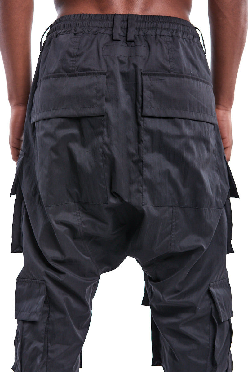 BLACK TECH CARGO SAROUEL EASY PANTS
