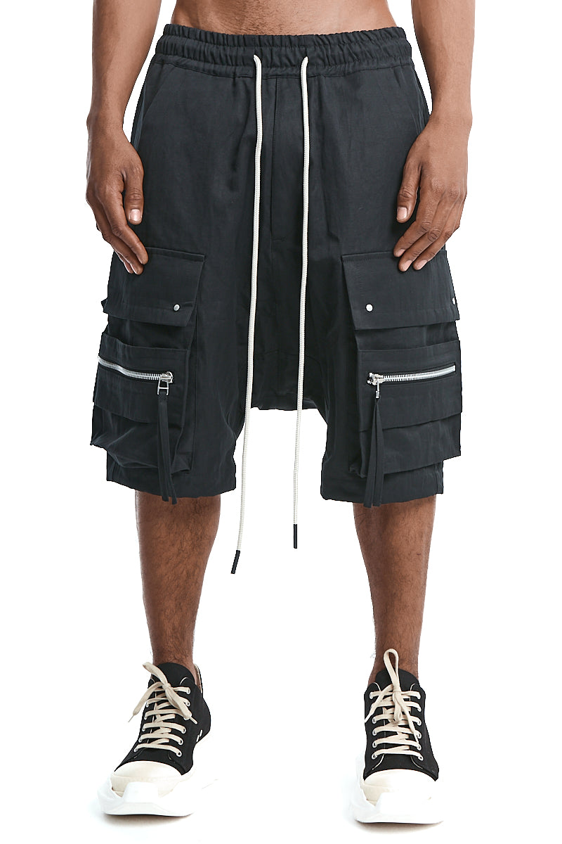 BLACK CARGO SHORTS