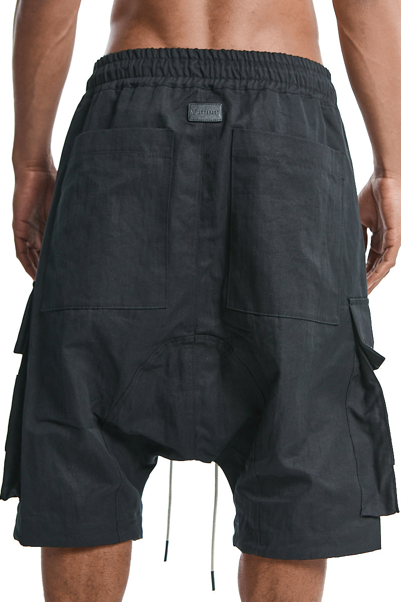 BLACK CARGO SHORTS
