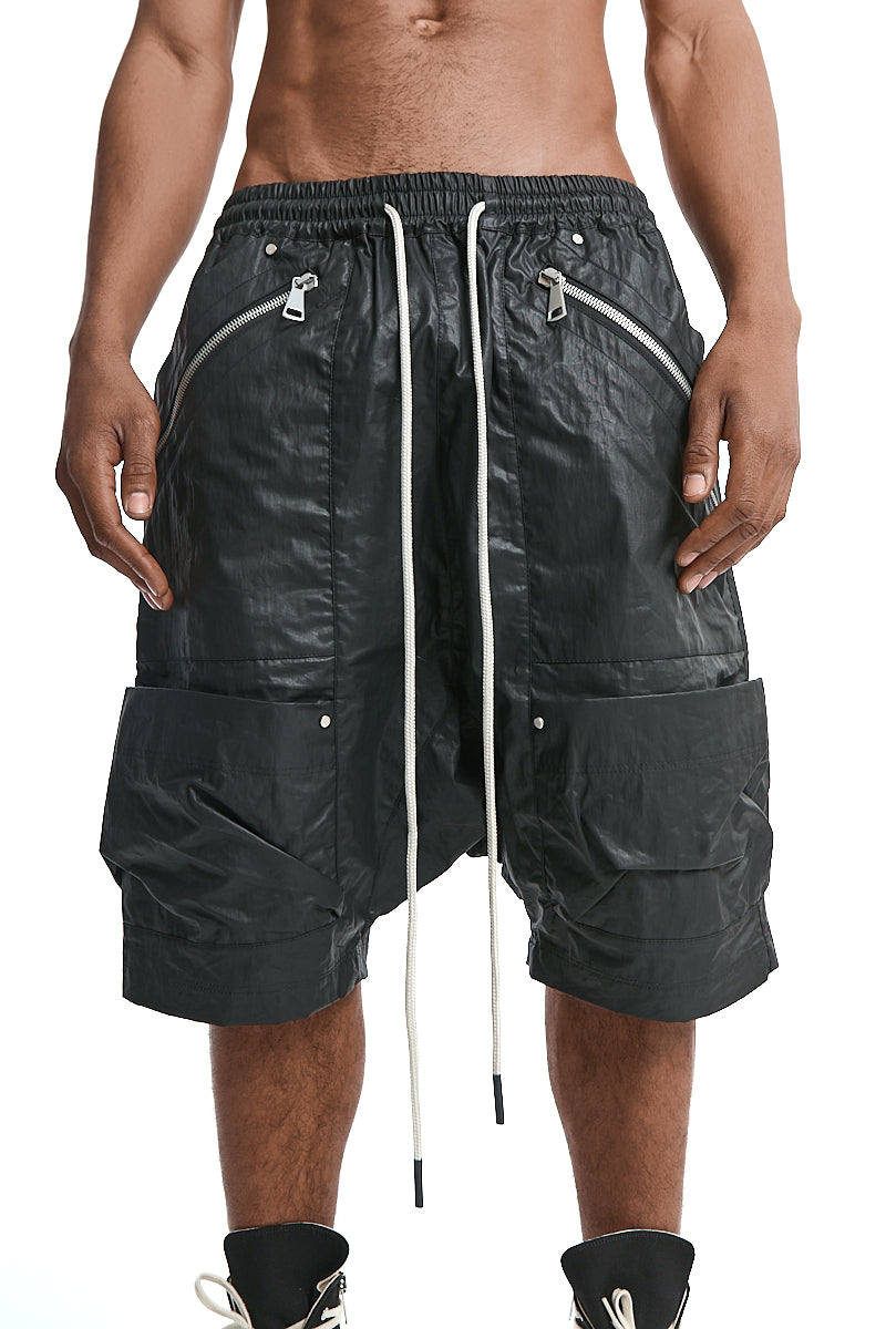 BLACK COATED CARGO SHORTS
