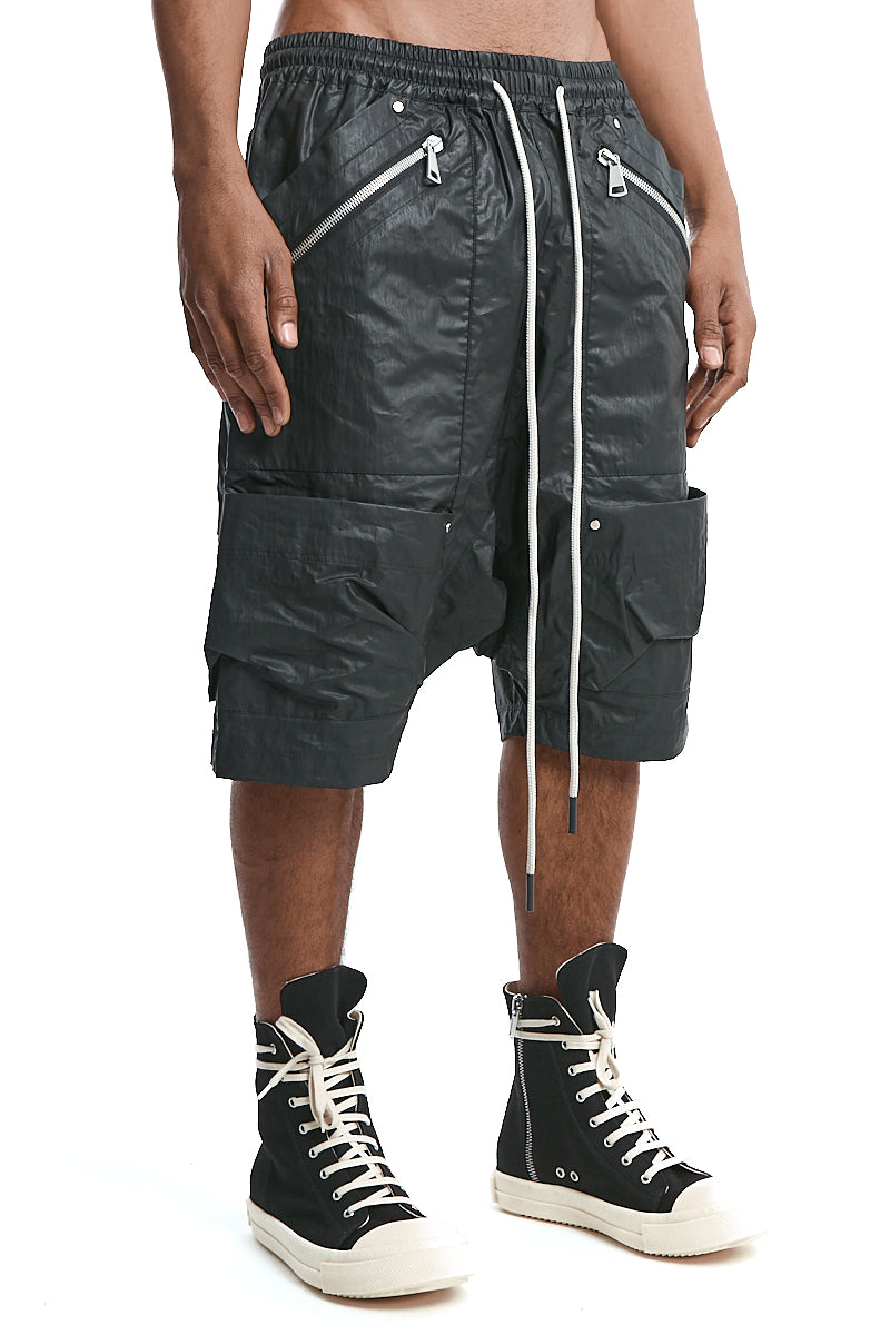 BLACK COATED CARGO SHORTS