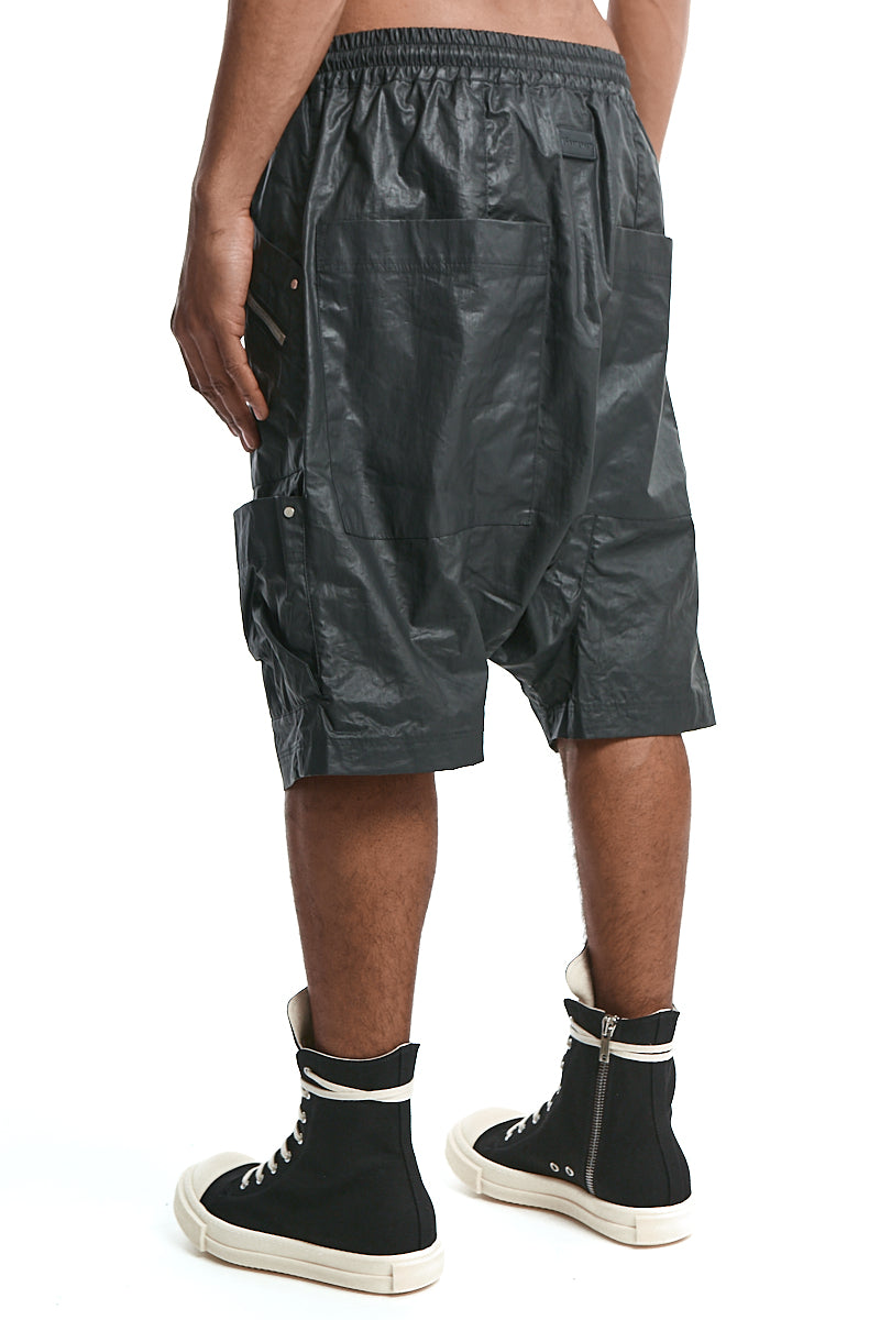 BLACK COATED CARGO SHORTS