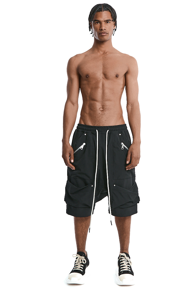 BLACK PATCHED POCKET CARGO SHORTS