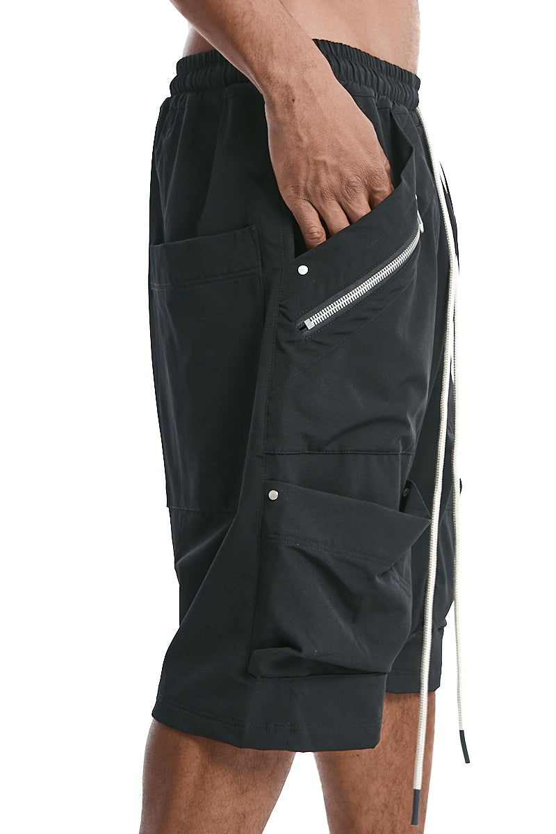 BLACK PATCHED POCKET CARGO SHORTS