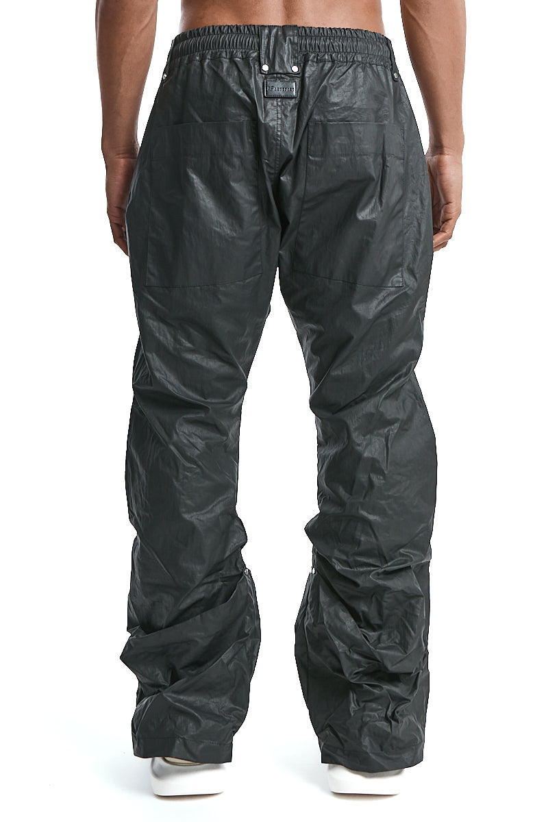 COATING RANDOM TUCK BOOTS CUT PANTS