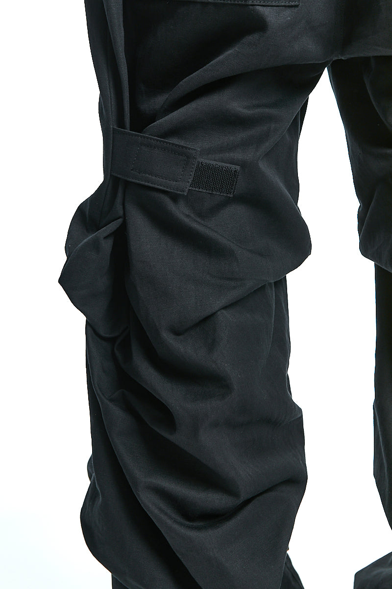BLACK TUCK WIDE PANTS