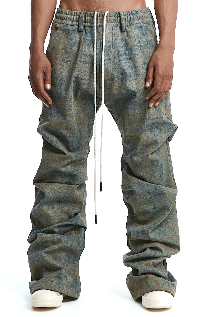 DENIM BLENDED SHADES BOOTCUT TUCK PANTS