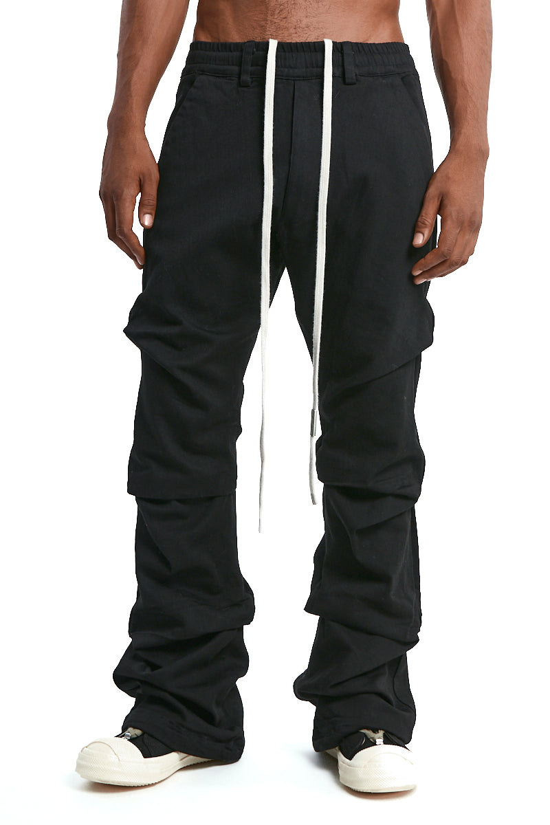 BLACK BOOTS CUT TUCK PANTS