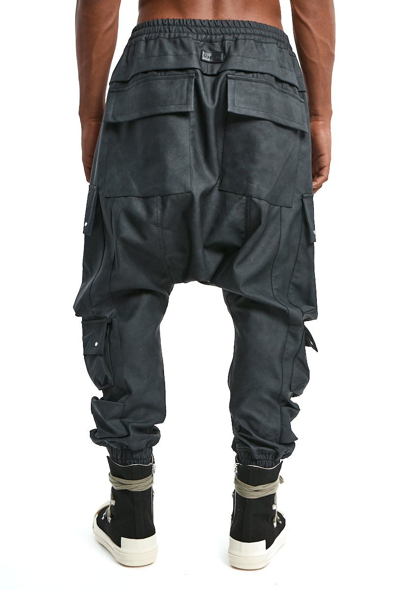 SMOKEBLACK VEGAN LEATHER SAROUEL EASY