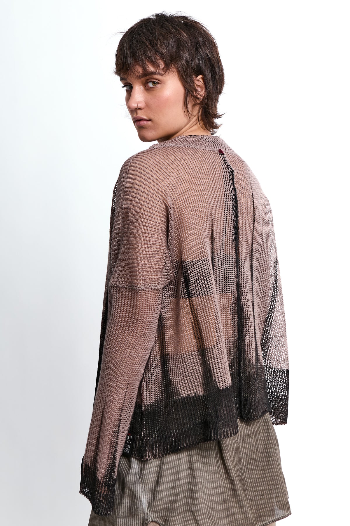 HAND-PAINTED LINEN KNIT TOP
