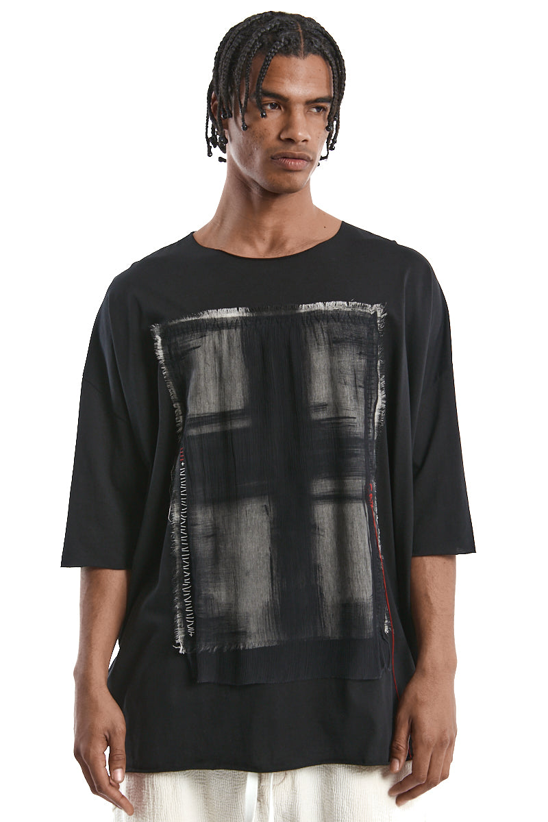BLACK CROSS OVER TEE