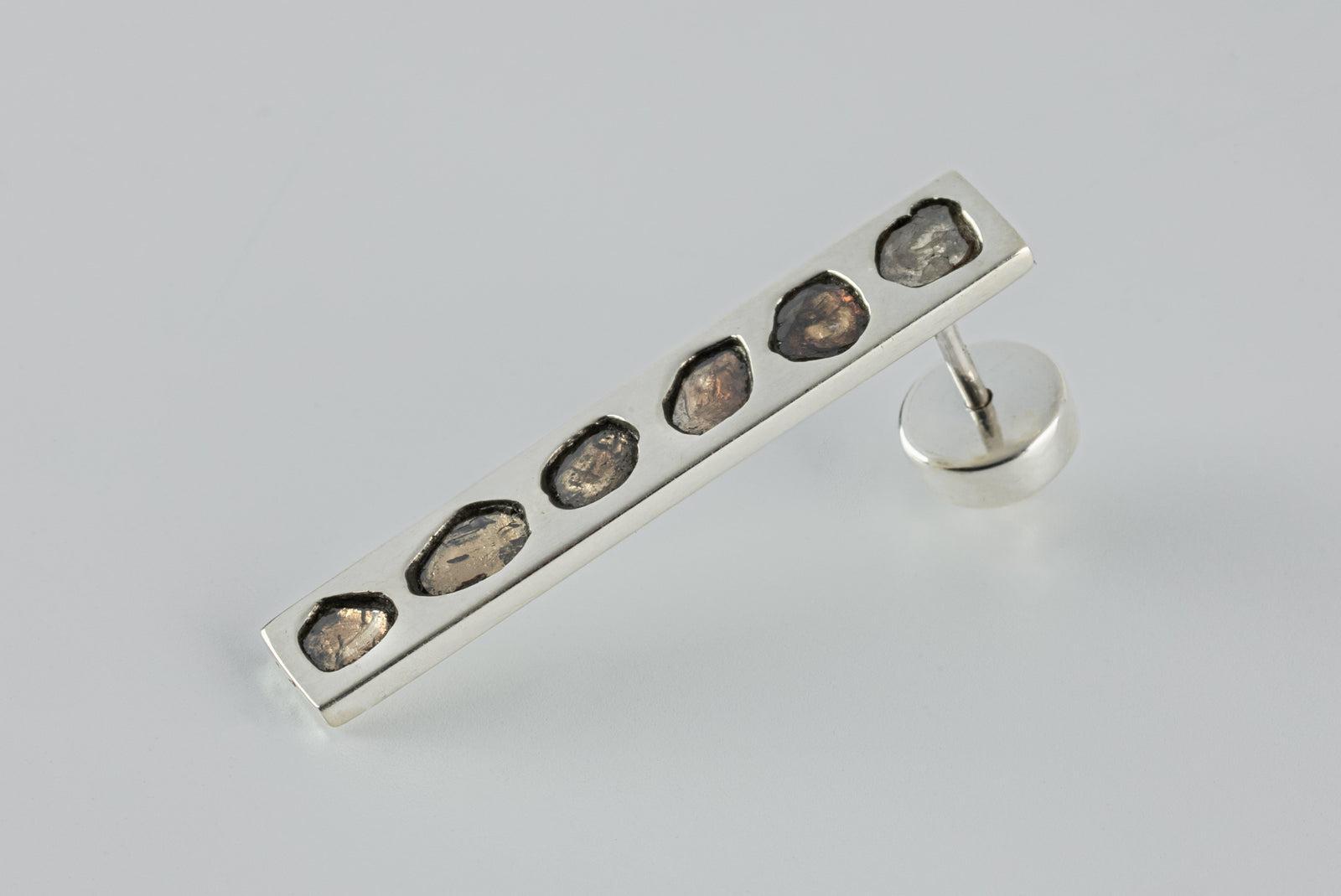 PLATE EARRING (0.6CT, 6 DIAMOND SLABS, 34mm, PA+DIA)