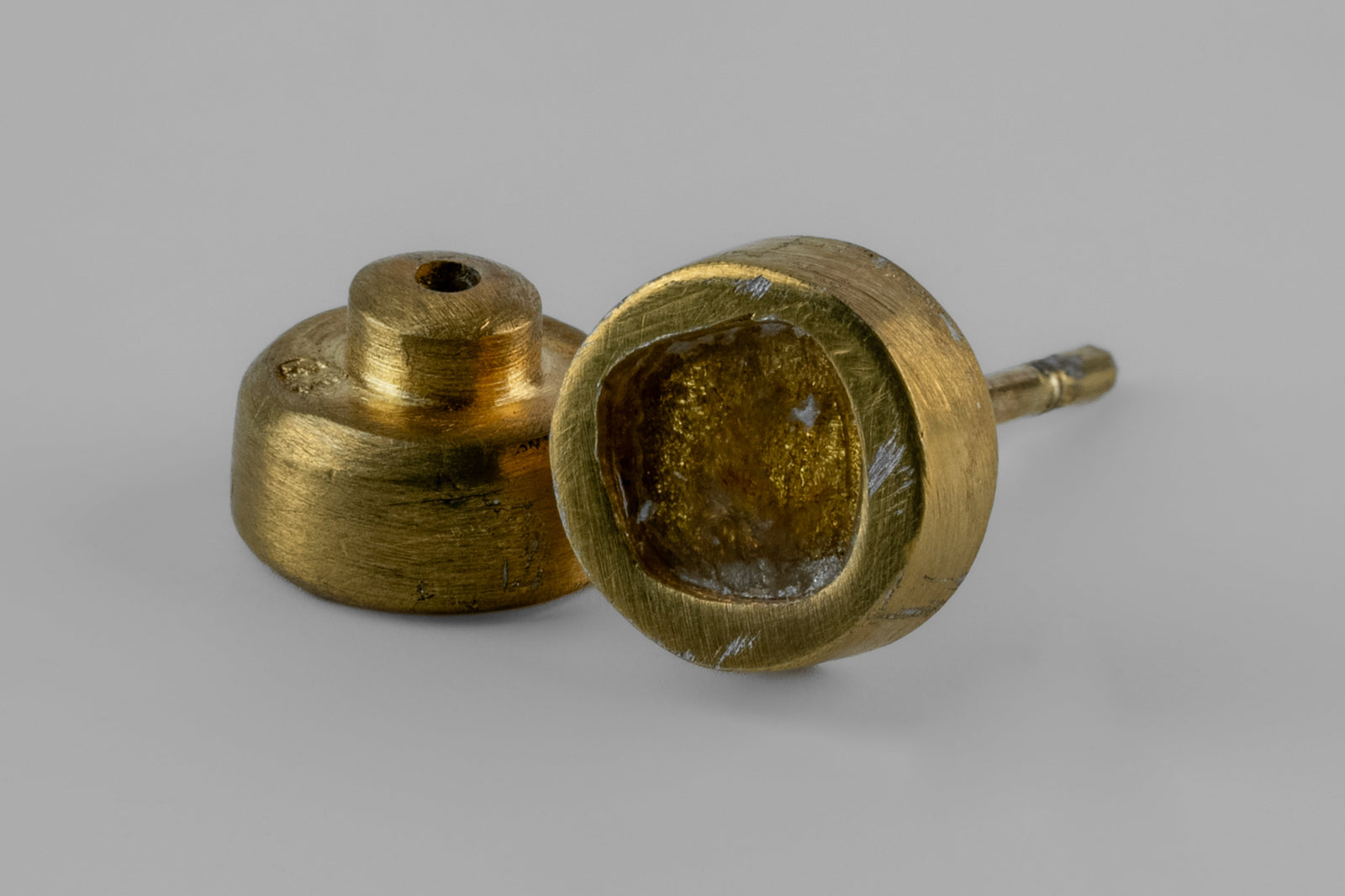 Tiny Stud Earring (0.1 CT, Diamond Slab, AGA+DIA)