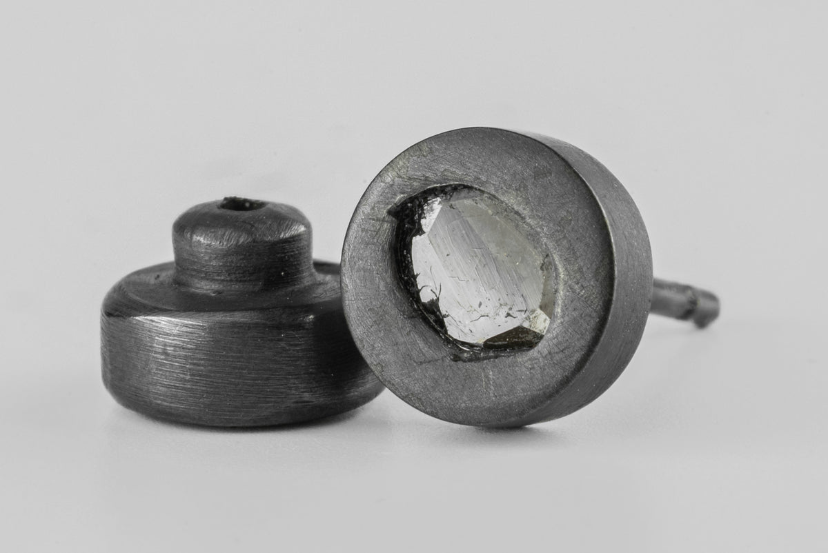 Tiny Stud Earring (0.1 CT, Diamond Slab, KA+DIA)