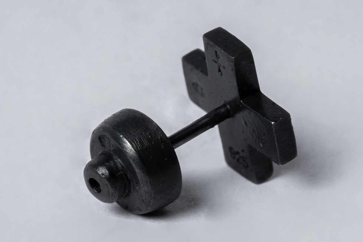 Plus Earring (Mega Pavé, 12mm, KA+DIA)