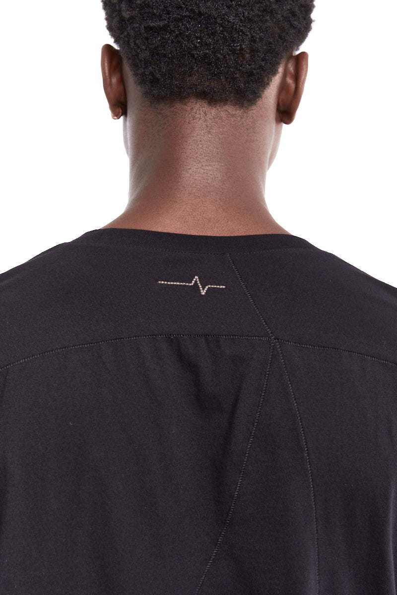 BLACK HALF SLEEVES TEE