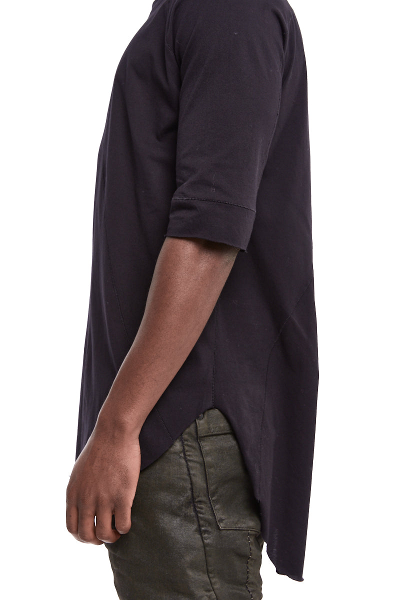 BLACK HALF SLEEVES TEE