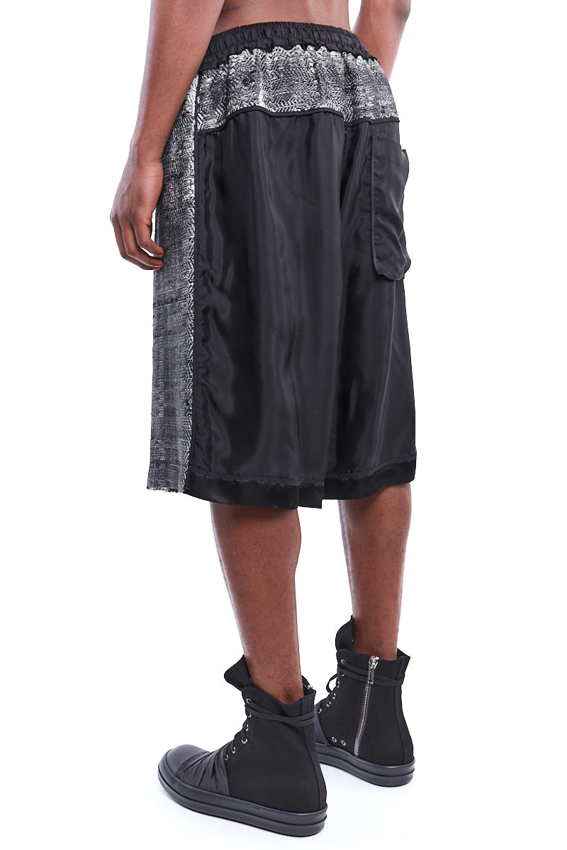JACQUARD BLACK AND WHITE SHORTS
