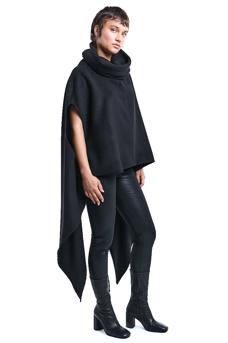 ASYMMETRIC OVER CAPE