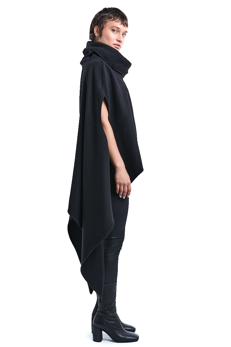 ASYMMETRIC OVER CAPE