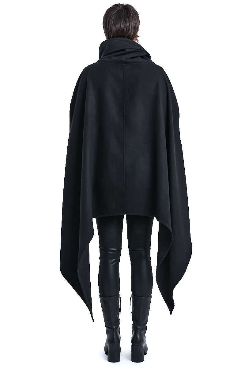 ASYMMETRIC OVER CAPE