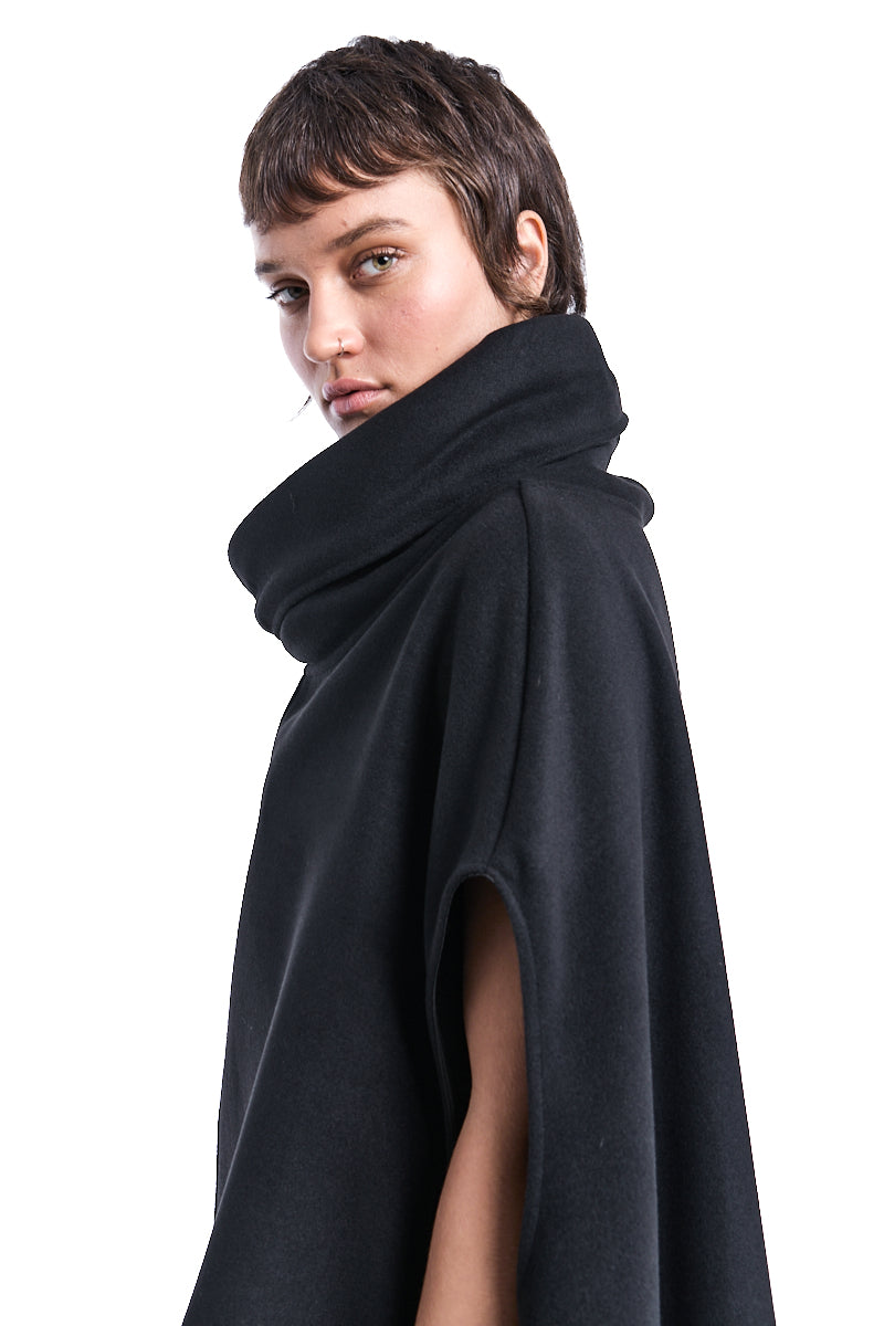 ASYMMETRIC OVER CAPE