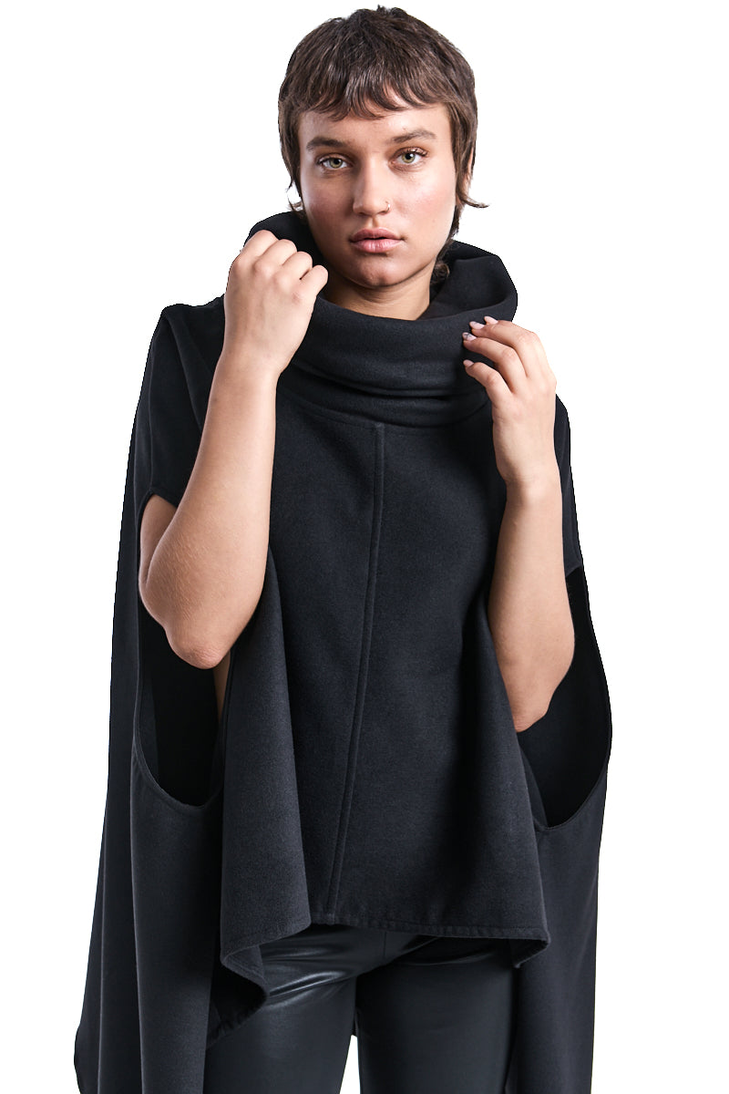 ASYMMETRIC OVER CAPE