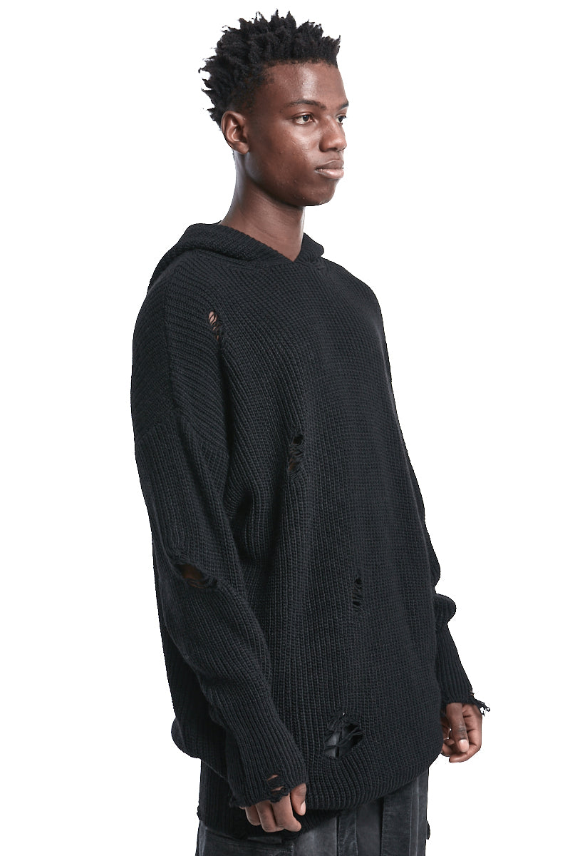 OVERSIZED KNITTED HOODED SWEATER