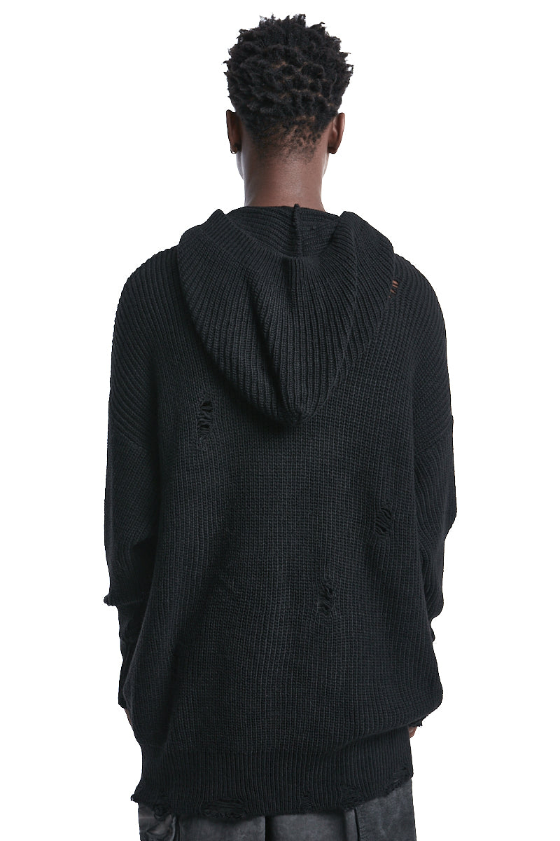 OVERSIZED KNITTED HOODED SWEATER