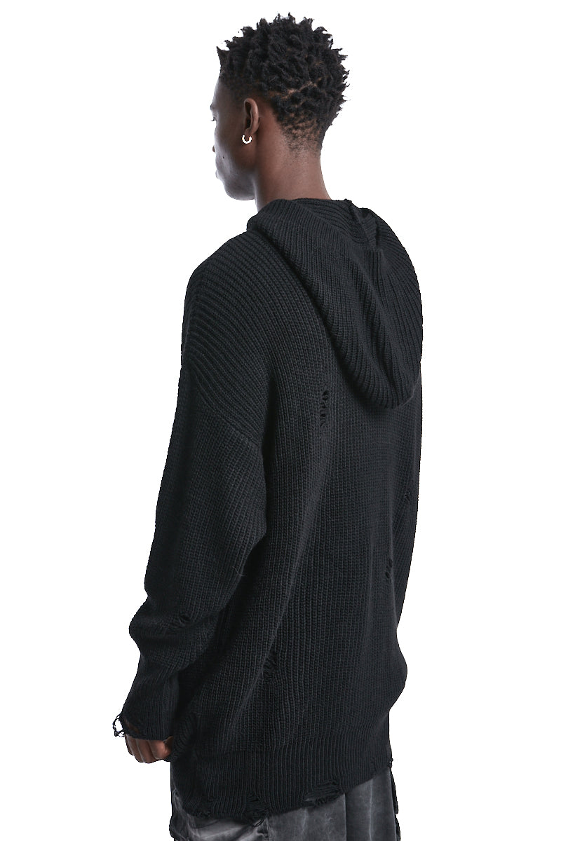 OVERSIZED KNITTED HOODED SWEATER