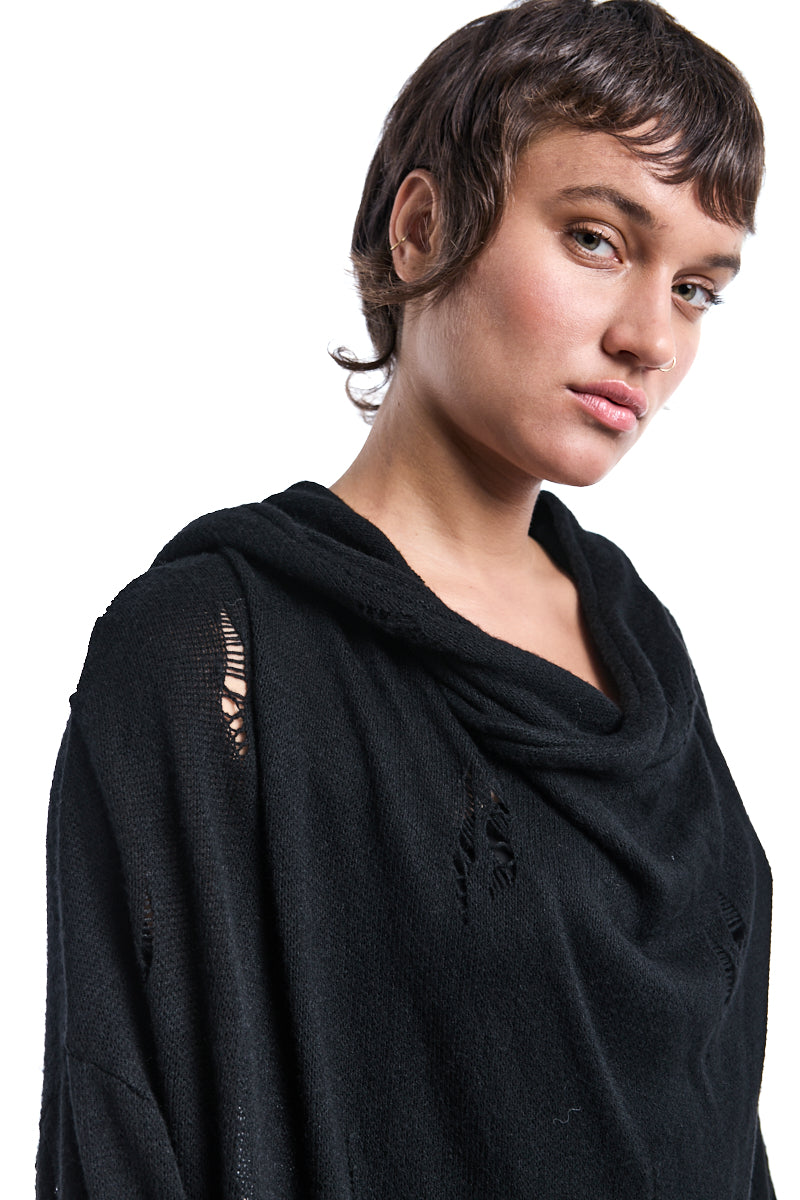 RIPPED HOODED SWEATER