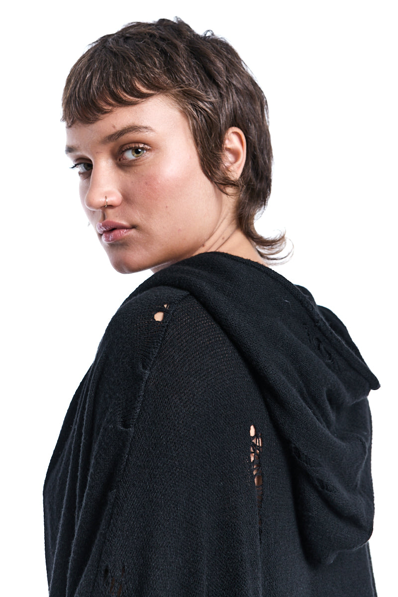 RIPPED HOODED SWEATER