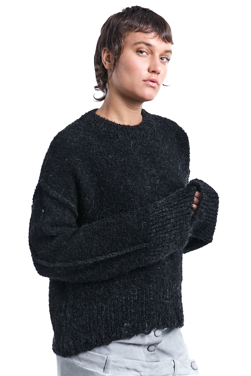 HAIRY ROUND NECK SWEATER