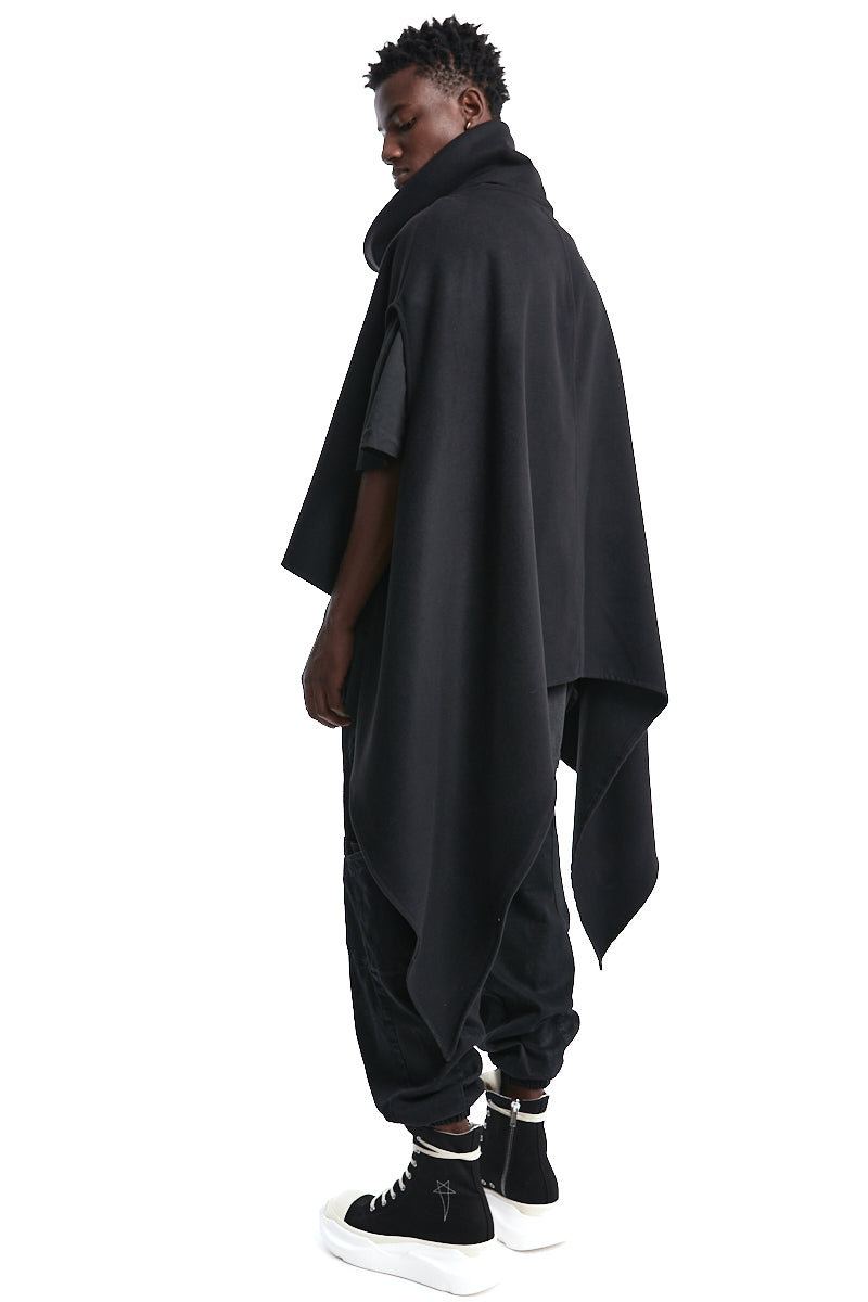 ASYMMETRIC OVER CAPE