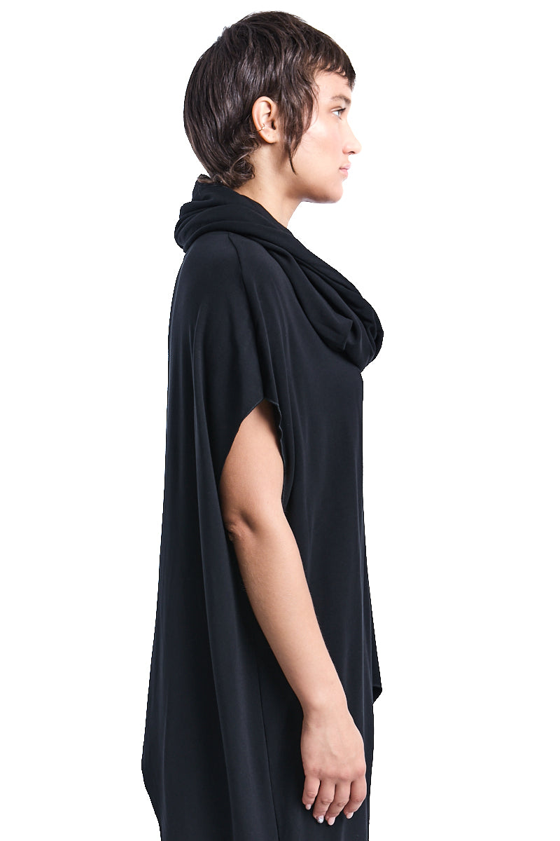OVER ASYMMETRIC HIGH NECK TOP