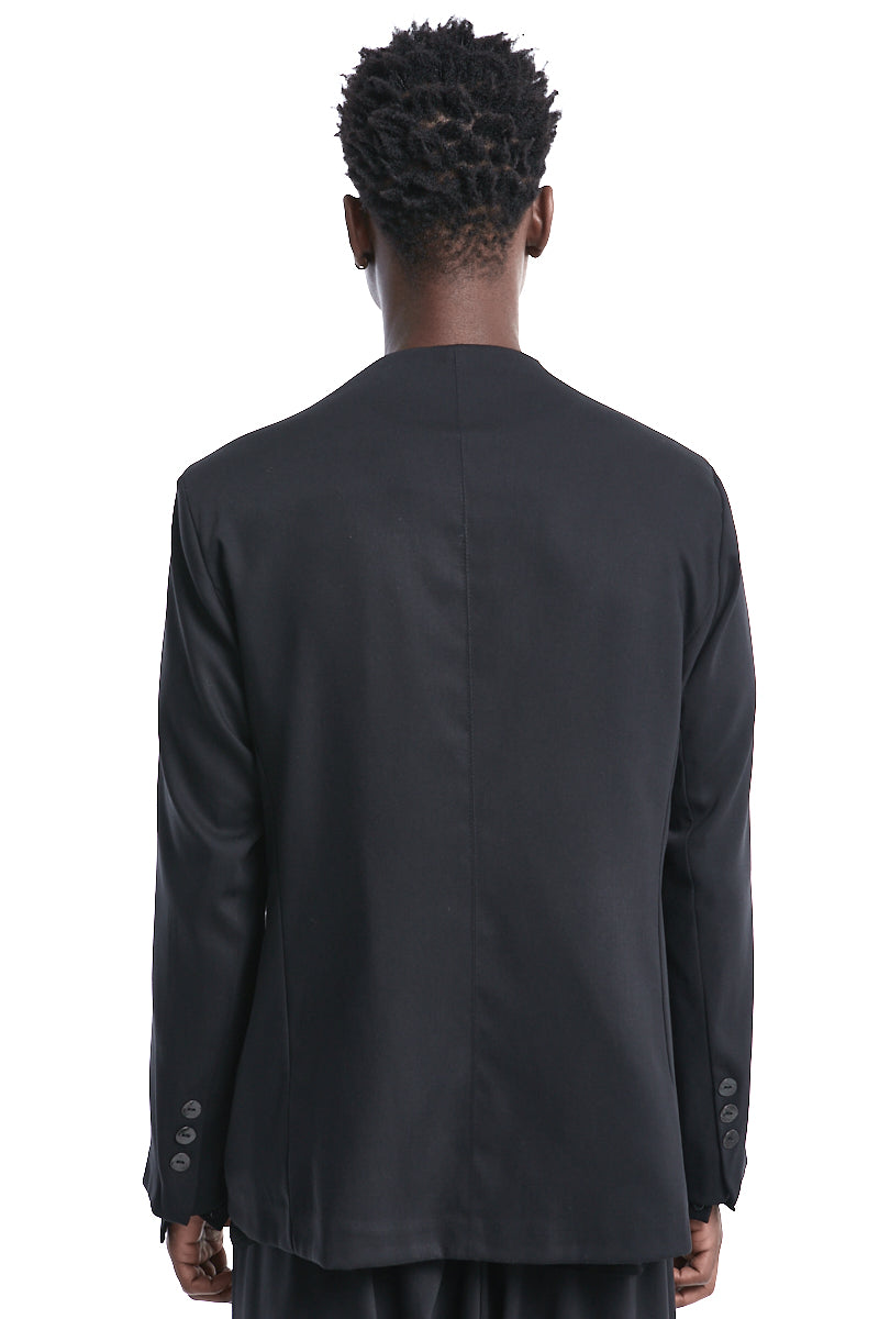 LAPELLESS BLAZER