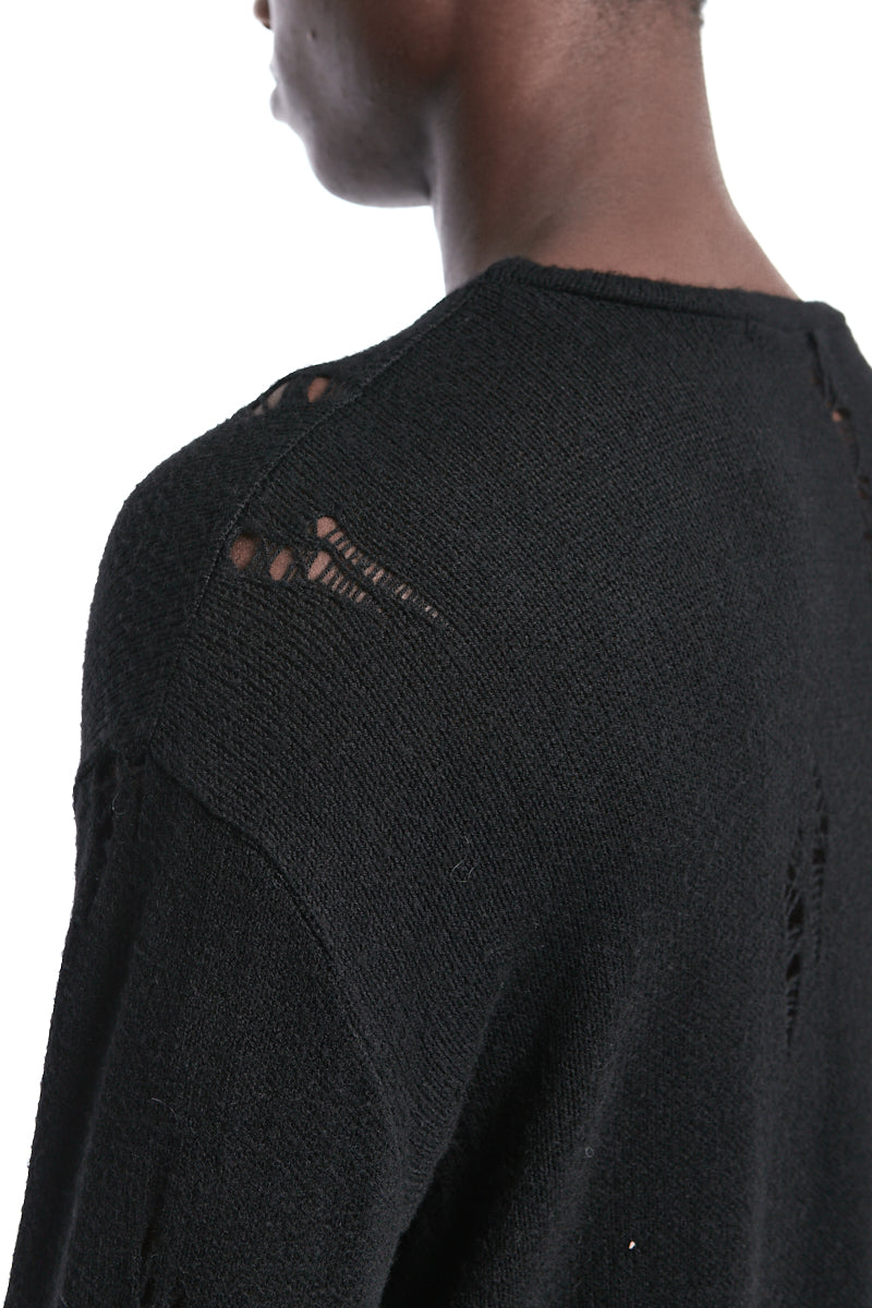 RIPPED SWEATER