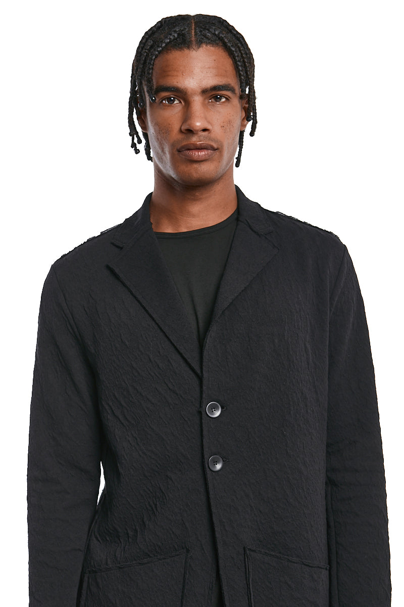 BLACK EMBOSSED FLEECE JACKET
