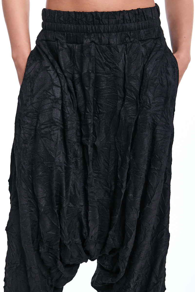 BLACK OVERSIZE LOW-CROTCH WRINKLED JERSEY TROUSERS