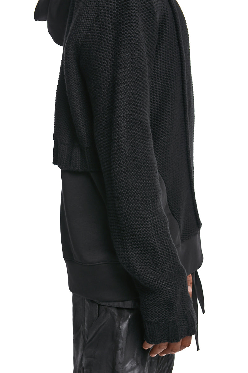 BLACK HOODED KNITTED SWEATSHIRT