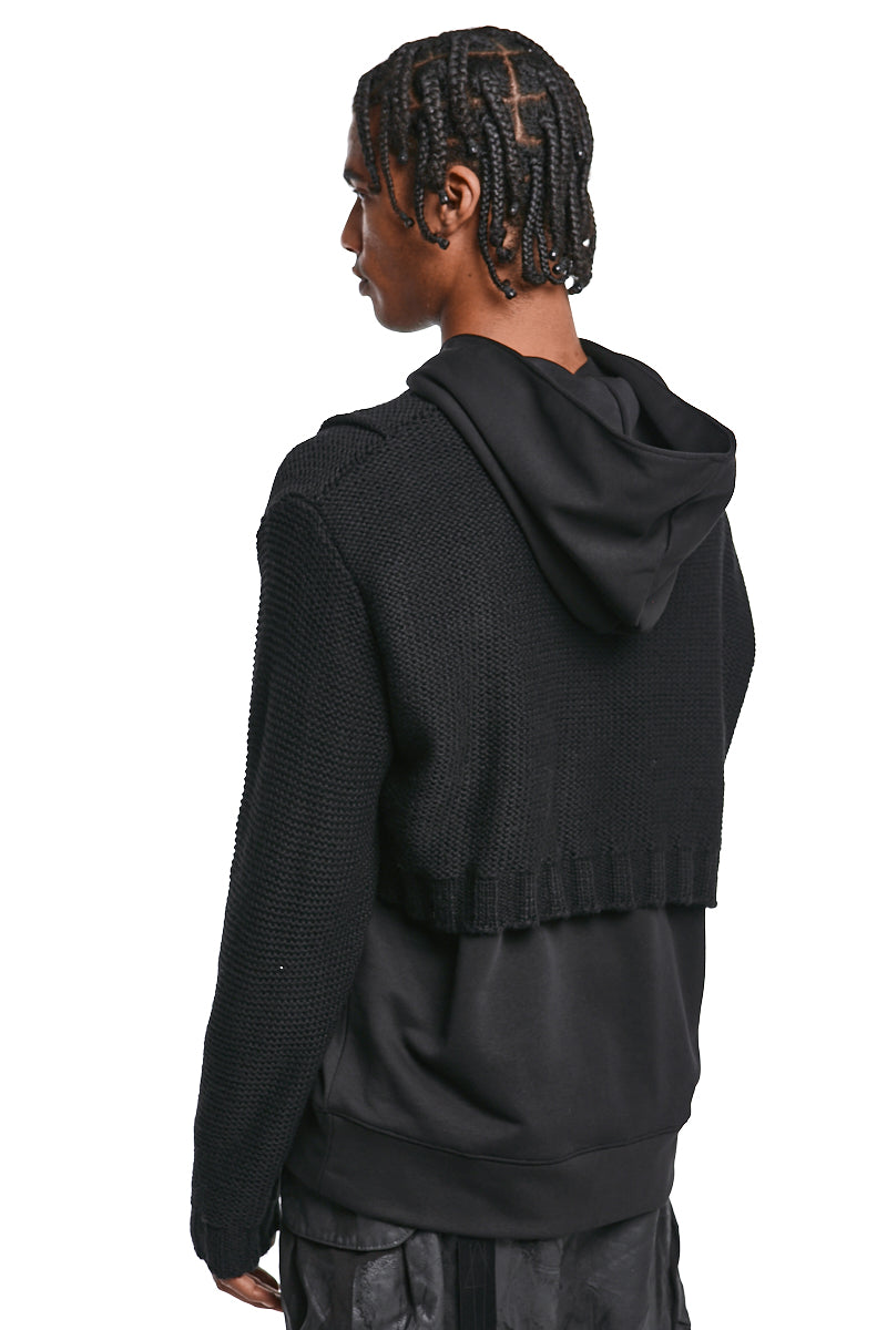 BLACK HOODED KNITTED SWEATSHIRT
