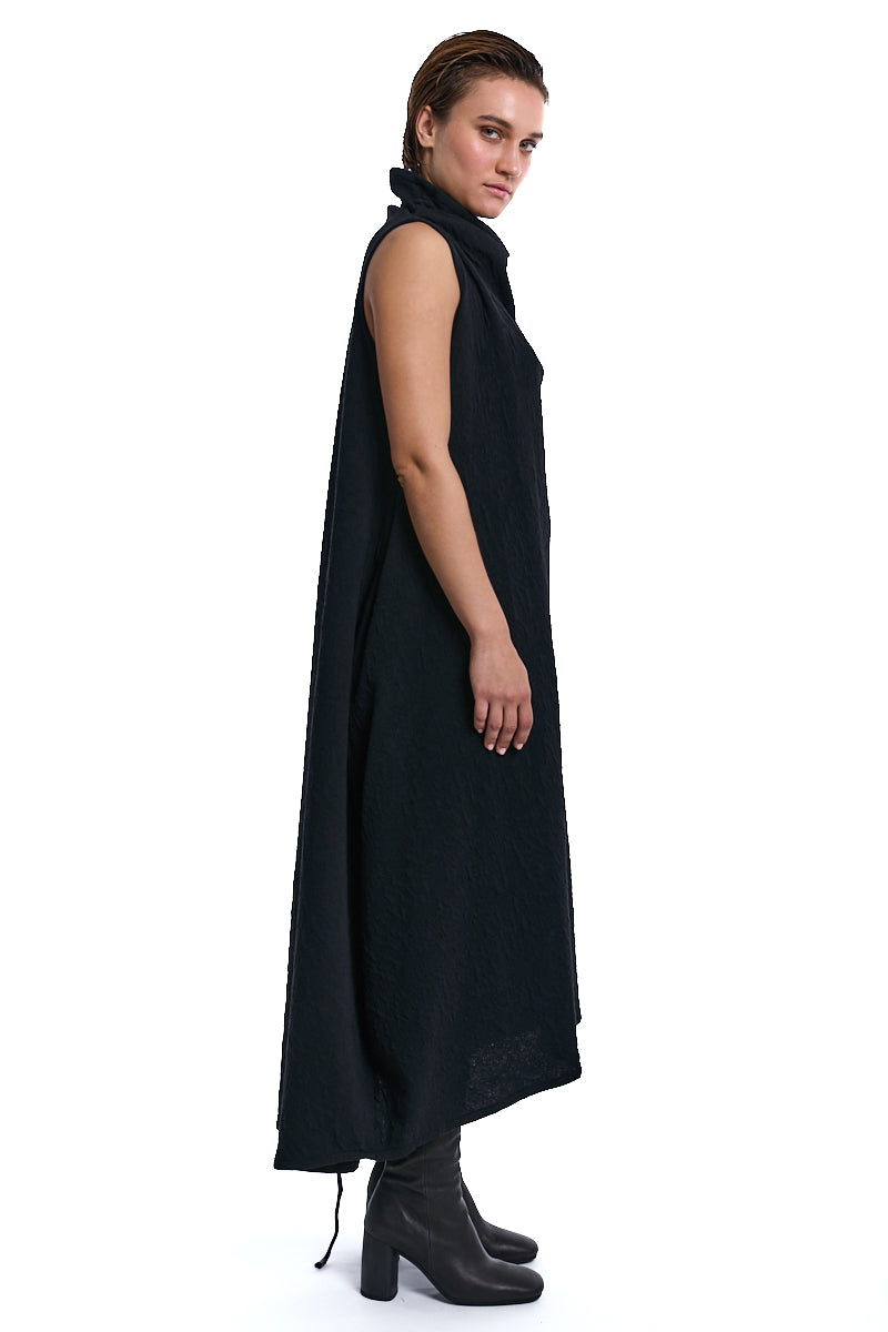 BLACK EMBOSSED FLEECE DRESS