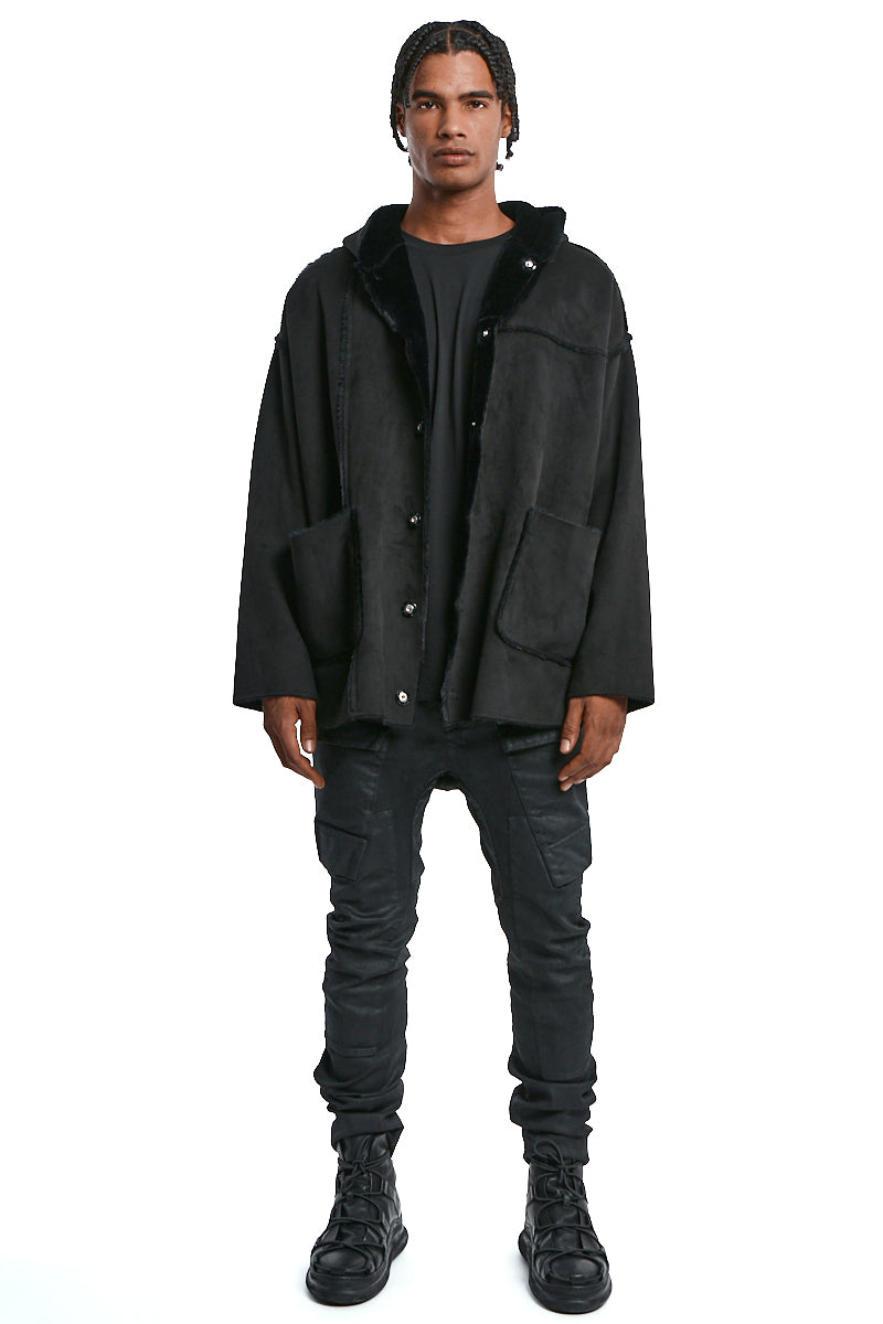 BLACK REVERSIBLE ECO-SHEARLING JACKET